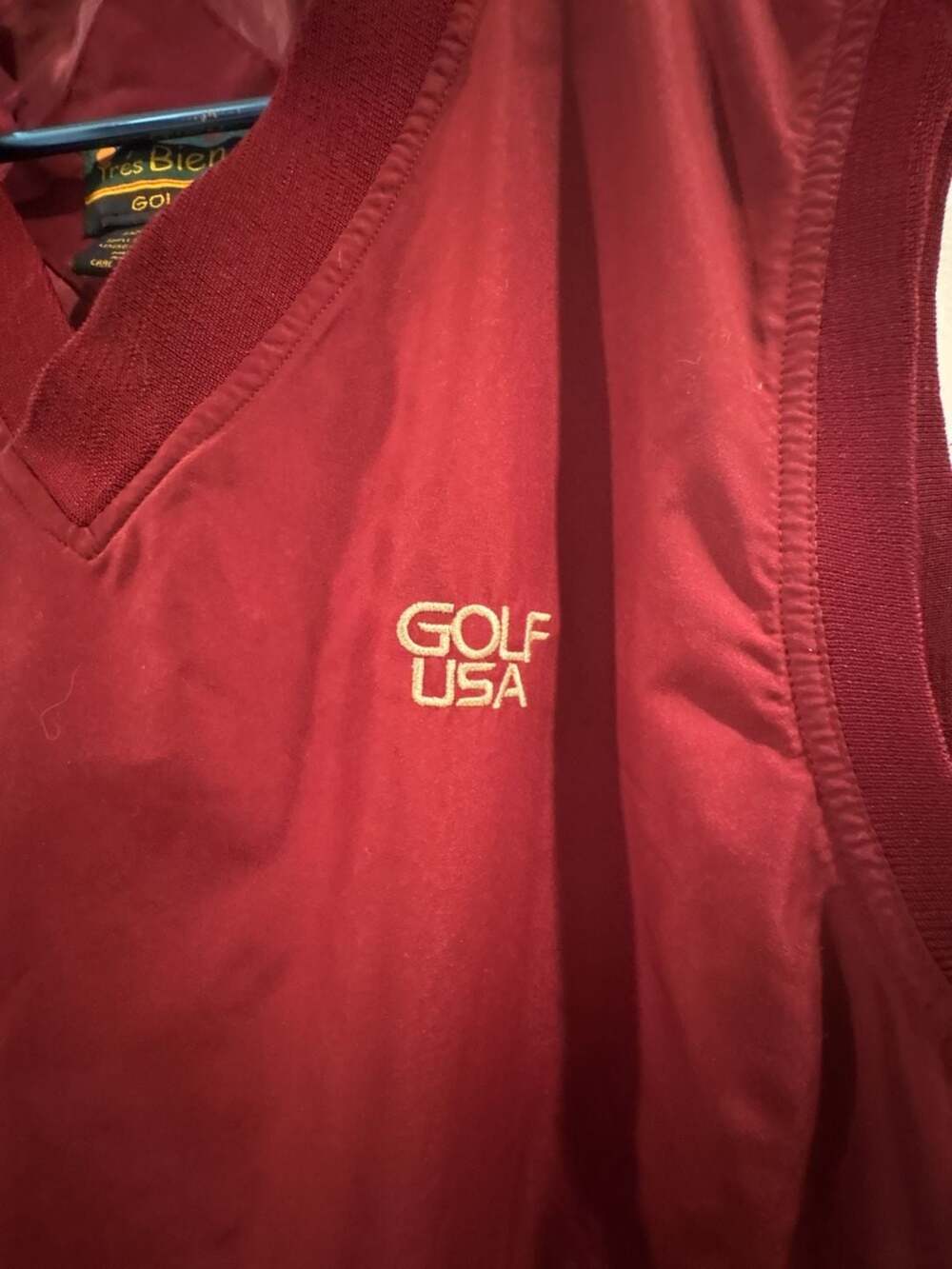 Tres Bien Golf USA Red Sleeveless Windbreaker Vest - Picture 3 of 4